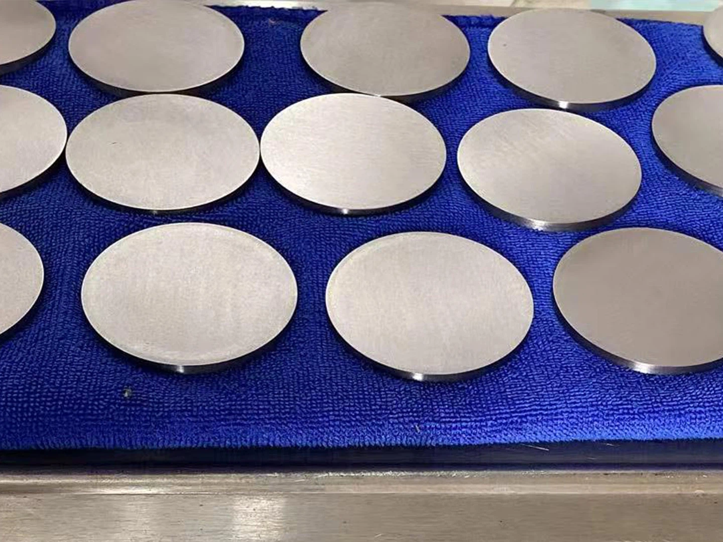 Tantalum target Tantalum target