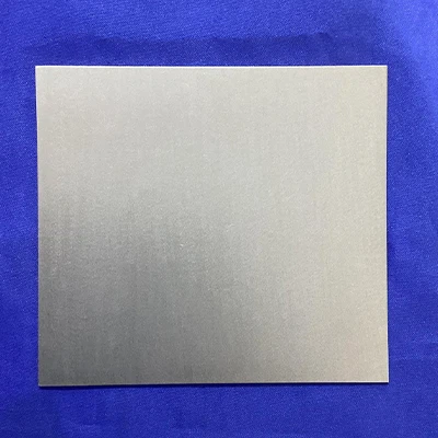 Tantaalimetallilevy